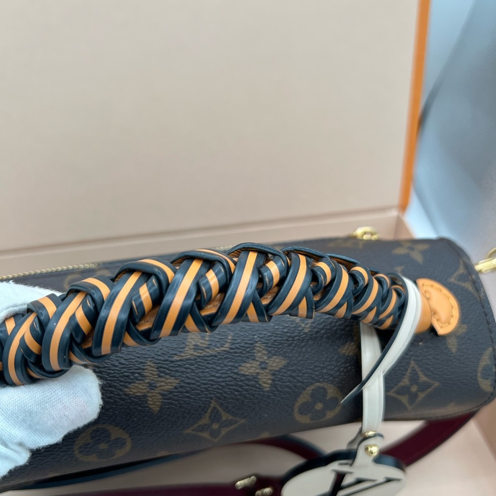 ❗️SOLD ❗️Louis Vuitton Braided Handle Metis Monogram Canvas microchipped 😍 - Picture 3 of 10